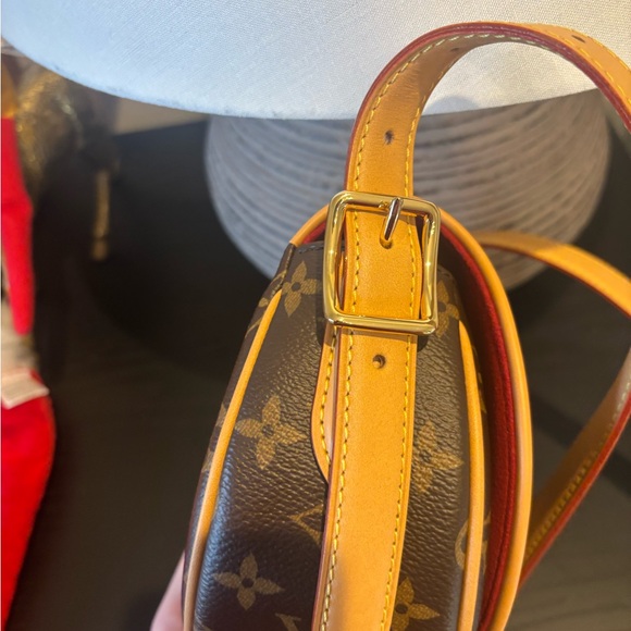 Authentic Louis Vuitton Monogram Tambourin NM Crossbody Bag - Picture 6 of 14